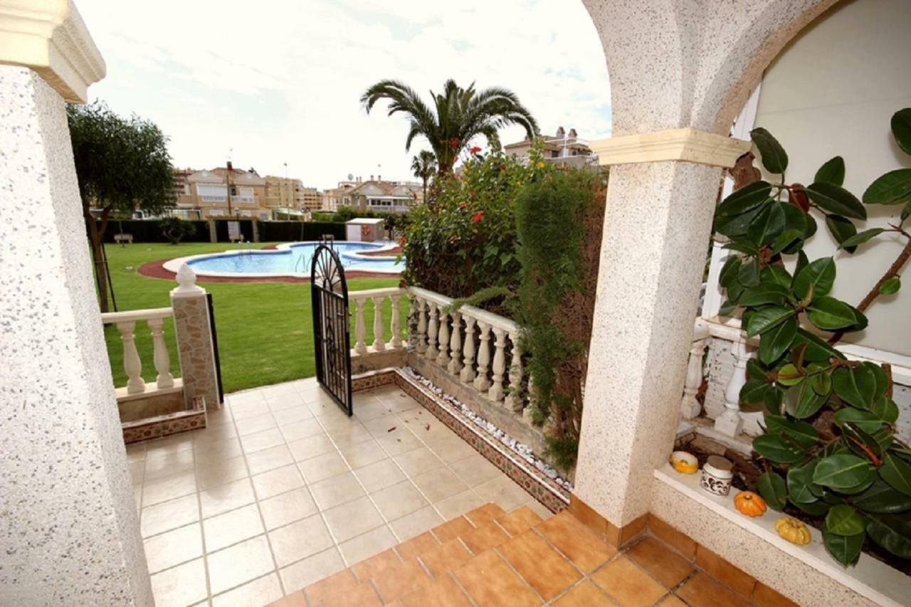 Bungalow Torrevieja Argonautas Bagian luar foto